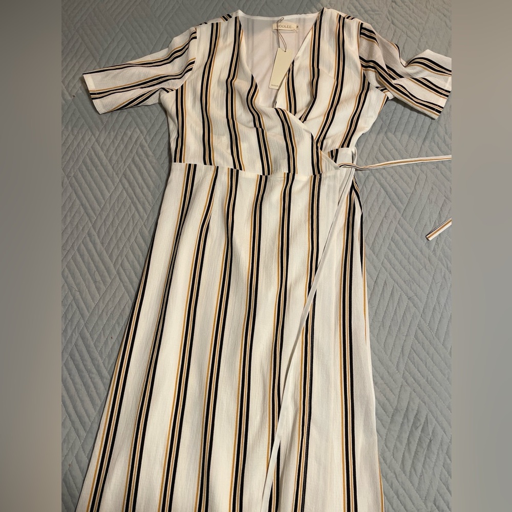 Small midi wrap dress